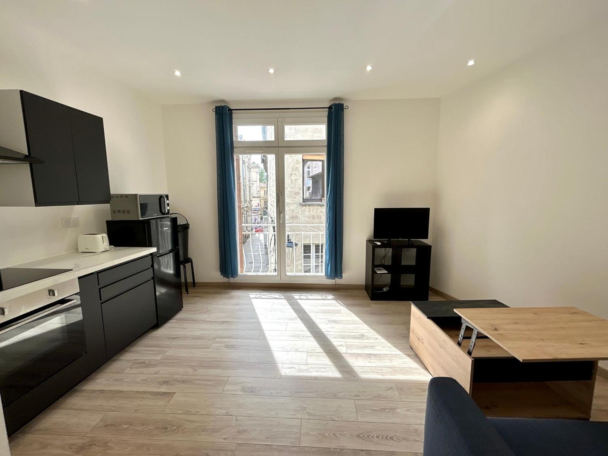 Appartement Joli T2 Plein Coeur Du Centre Historique *